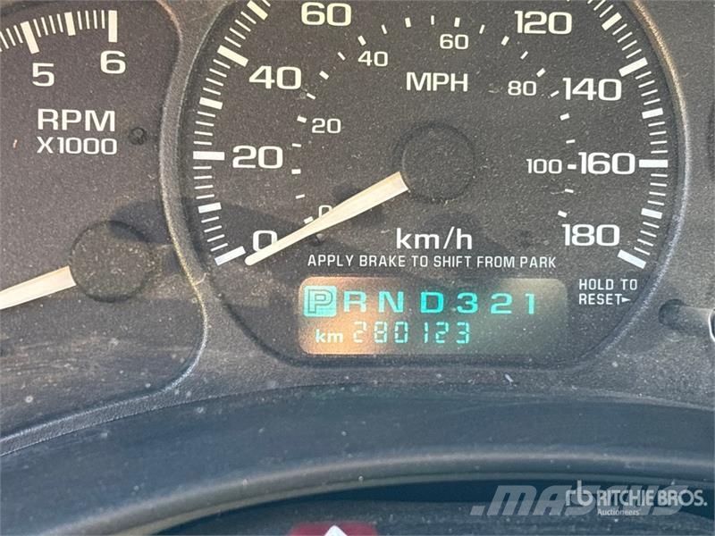 GMC 1500 4x4 Extended Cab Pickup Anders