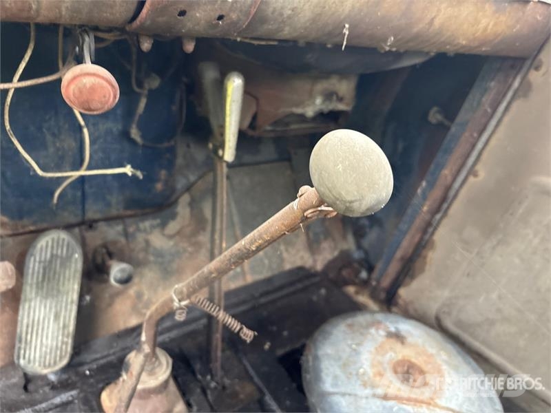 GMC 1533 Antique Pickup Ostalo