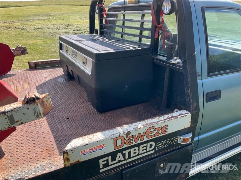 GMC 3500 SL 4x4 Flatbed Truck Platte bakwagens