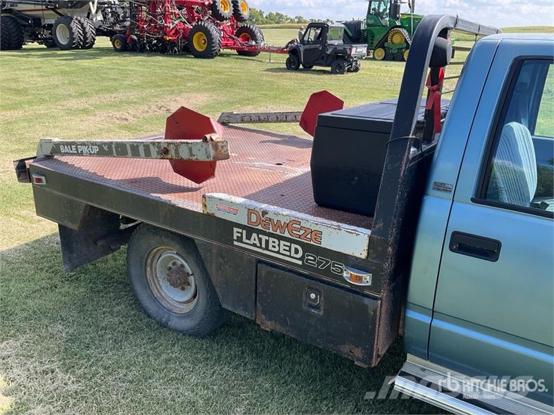 GMC 3500 SL 4x4 Flatbed Truck Platte bakwagens