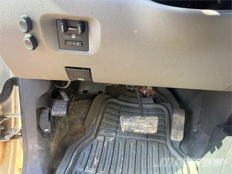 GMC 3500HD Kamioni sa otvorenim sandukom