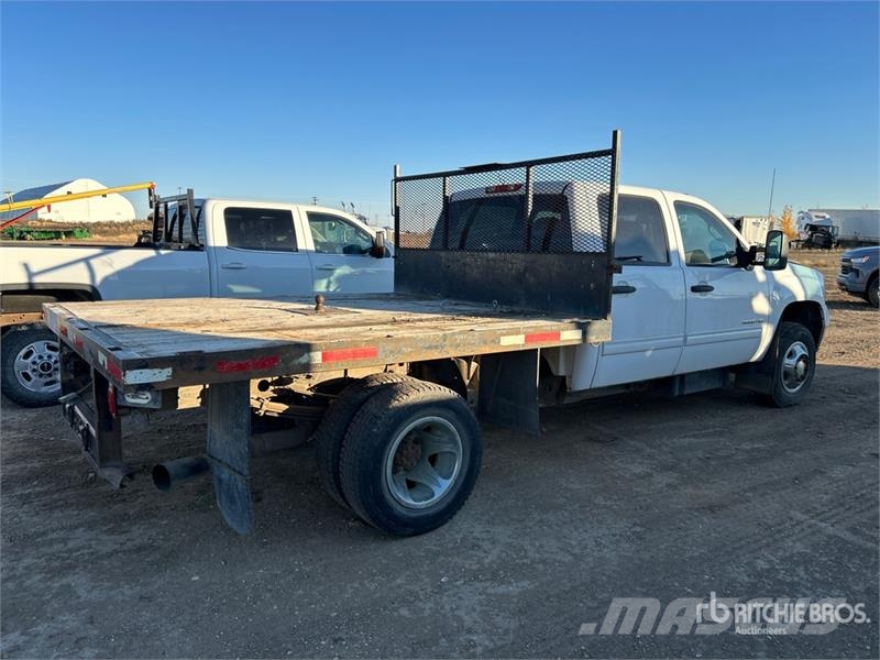GMC 3500HD Pritschenwagen/Pritschenwagen mit Seitenklappe
