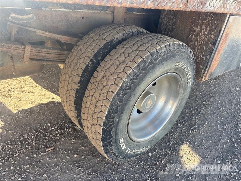 GMC 3500HD Kamioni sa otvorenim sandukom
