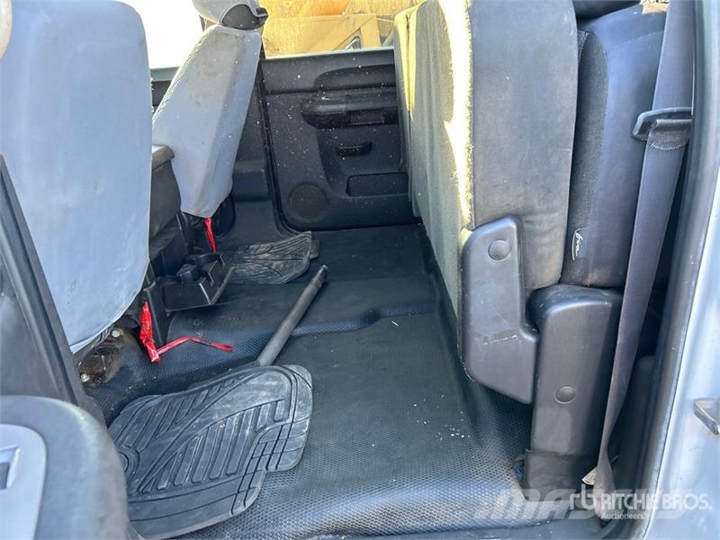 GMC 3500HD Pritschenwagen/Pritschenwagen mit Seitenklappe