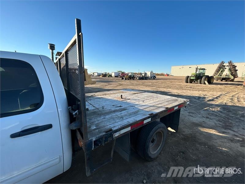 GMC 3500HD Pritschenwagen/Pritschenwagen mit Seitenklappe