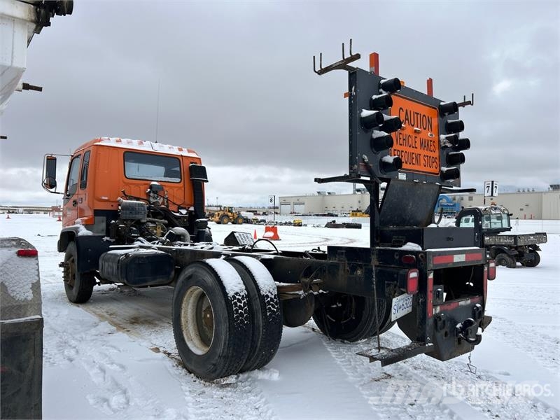 GMC 4x2 Cab and Chassis Kabine i unutrašnjost