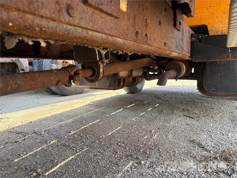 GMC 4x2 Flatbed Truck Flatbed / Dropside trucks