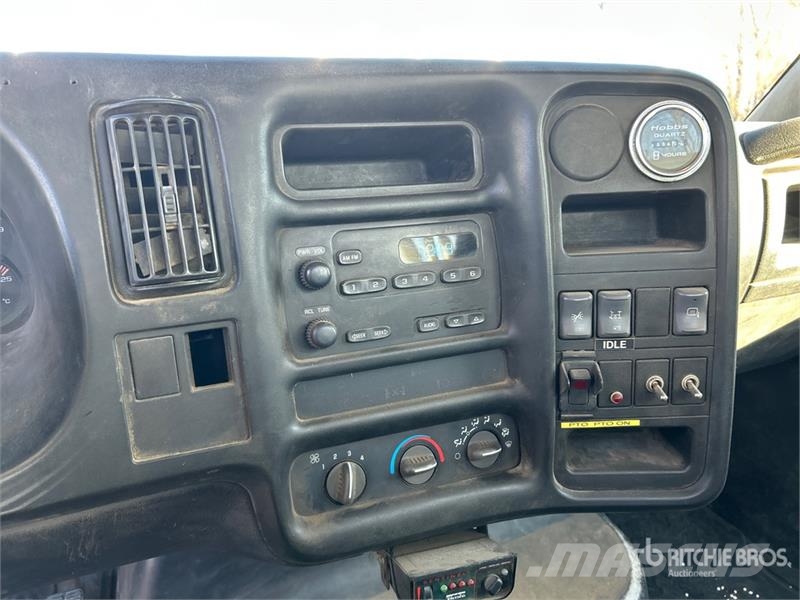 GMC 5500 4x2 Service Truck Veicoli municipali