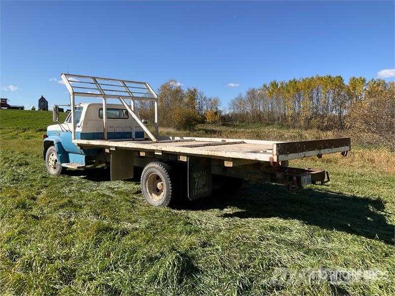 GMC 6000 4x2 Flatbed Truck Pritschenwagen/Pritschenwagen mit Seitenklappe