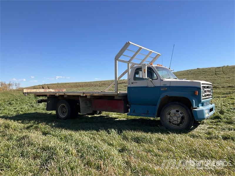 GMC 6000 4x2 Flatbed Truck Pritschenwagen/Pritschenwagen mit Seitenklappe