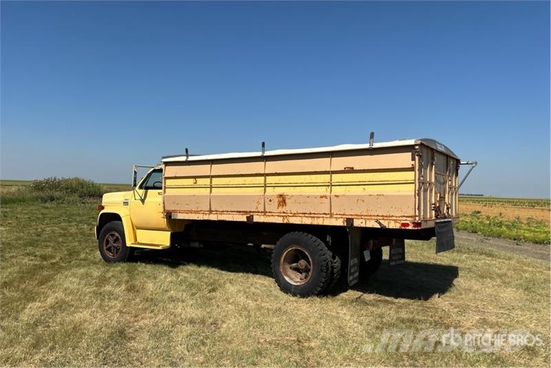 GMC 6000 4x2 Grain Truck Graudu pārvadāšanas mašīnas