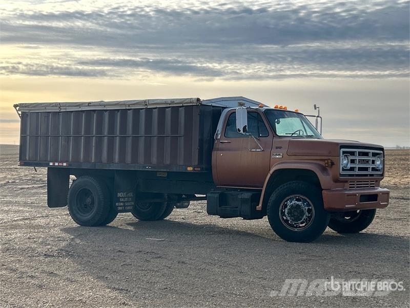 GMC 6000 4x2 Grain Truck зерновозы