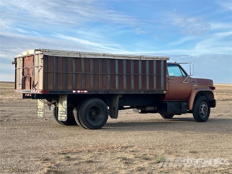 GMC 6000 4x2 Grain Truck зерновозы