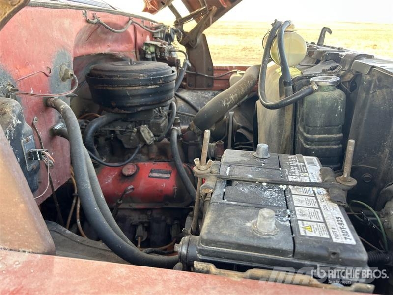 GMC 6000 4x2 Grain Truck зерновозы