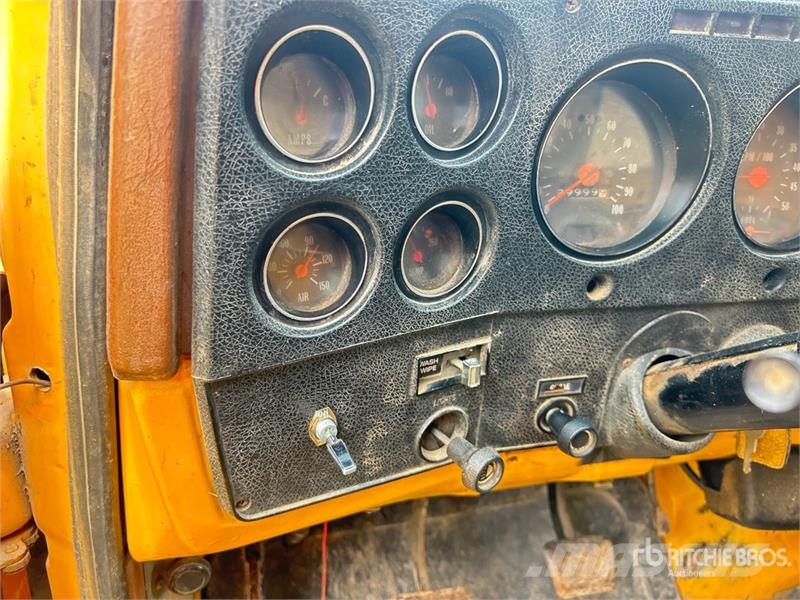 GMC 6500 شاحنات المزارع / الحبوب