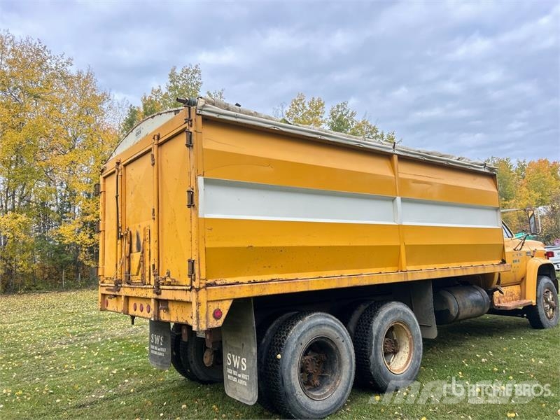 GMC 6500 شاحنات المزارع / الحبوب