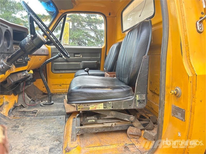 GMC 6500 شاحنات المزارع / الحبوب