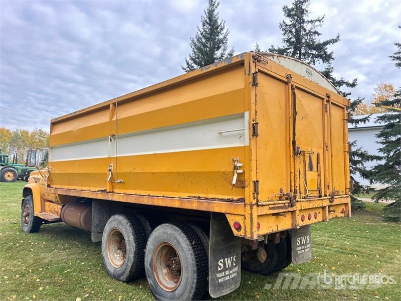 GMC 6500 شاحنات المزارع / الحبوب