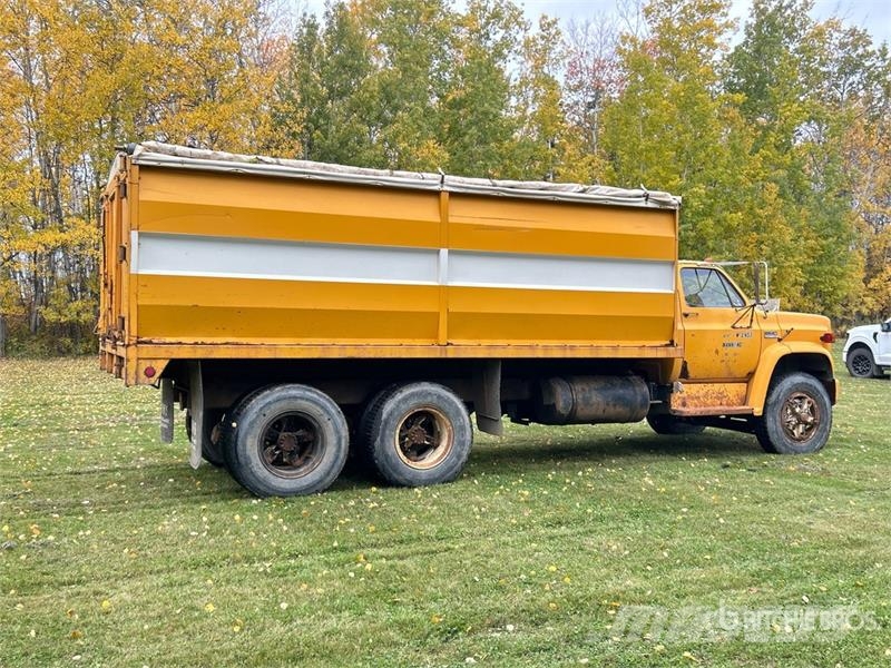 GMC 6500 شاحنات المزارع / الحبوب