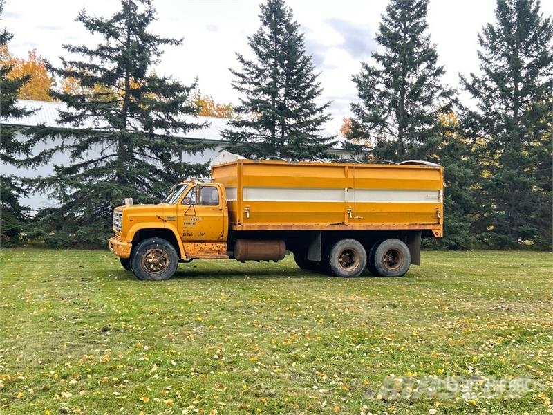 GMC 6500 شاحنات المزارع / الحبوب