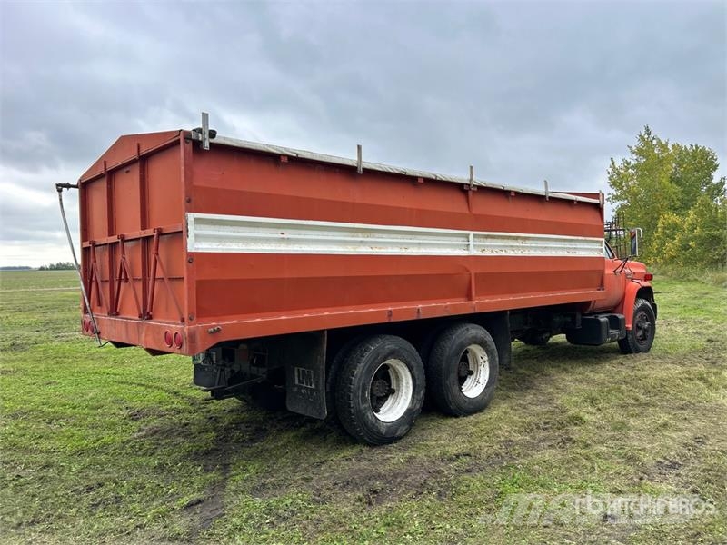 GMC 6500 Poljoprivredni / žitni kamioni