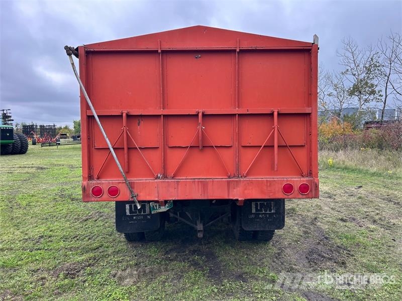 GMC 6500 Poljoprivredni / žitni kamioni