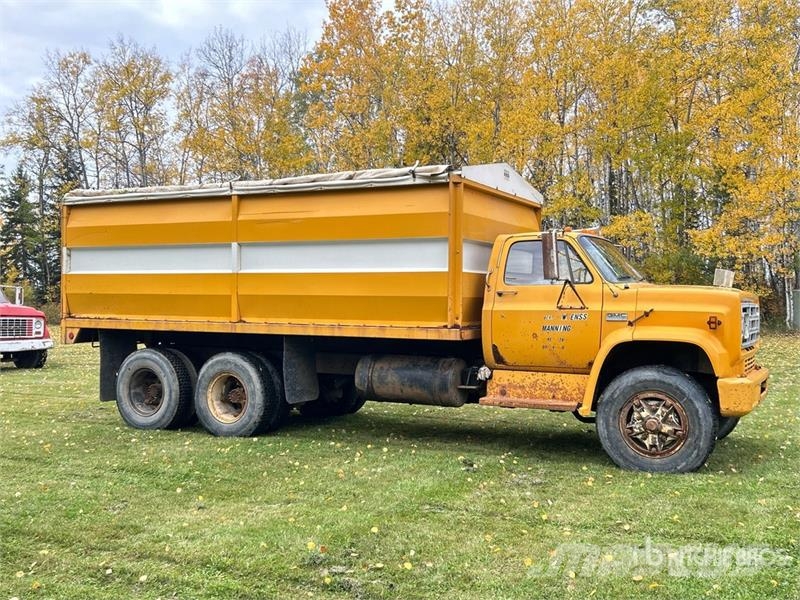 GMC 6500 شاحنات المزارع / الحبوب