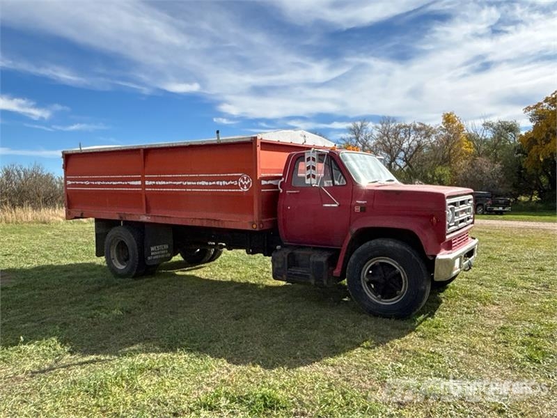 GMC 7000 Vilja-autot