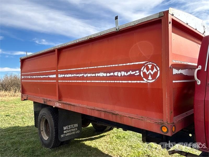 GMC 7000 Vilja-autot