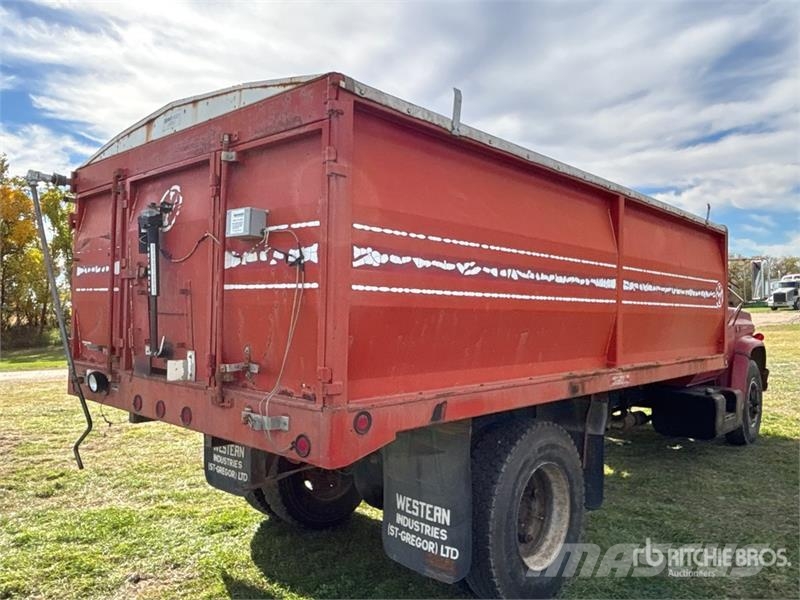 GMC 7000 Vilja-autot