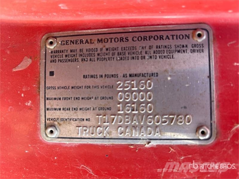 GMC 7000 4x2 Flatbed Truck 플랫베드/드롭사이드 트럭