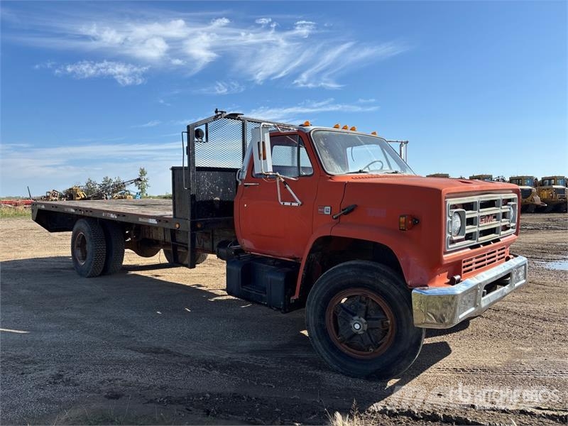 GMC 7000 4x2 Flatbed Truck 플랫베드/드롭사이드 트럭