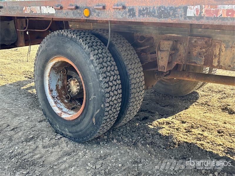 GMC 7000 4x2 Flatbed Truck 플랫베드/드롭사이드 트럭