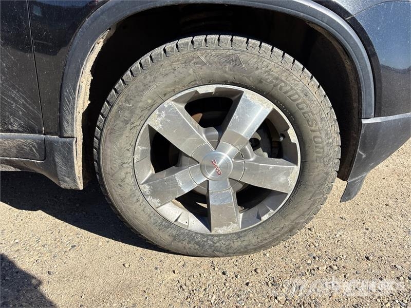 GMC Acadia AWD SUV Samochody osobowe