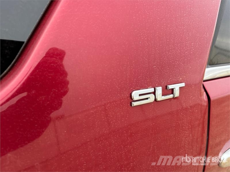 GMC Acadia SLT AWD SUV Automobili