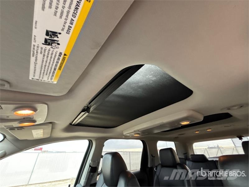 GMC Acadia SLT AWD SUV Automobili