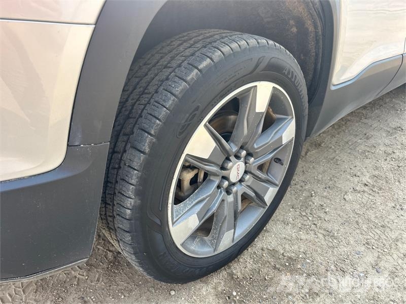 GMC Acadia SLT AWD SUV Coches