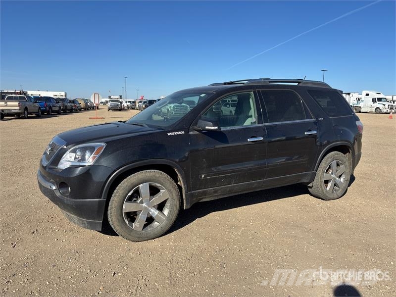 GMC Acadia SUV Lengvieji automobiliai