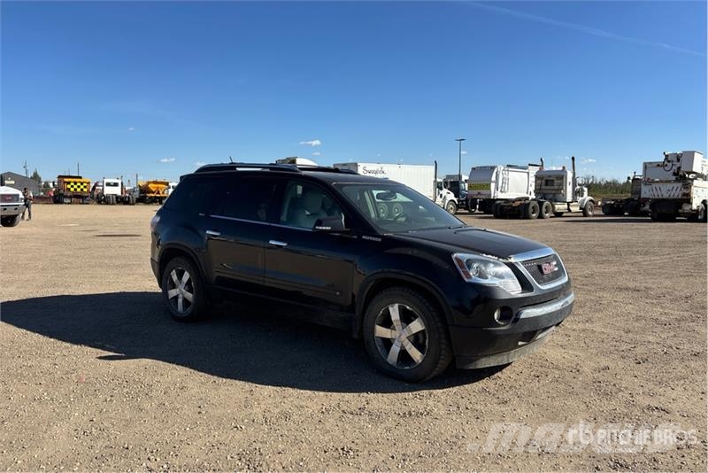 GMC Acadia SUV Lengvieji automobiliai