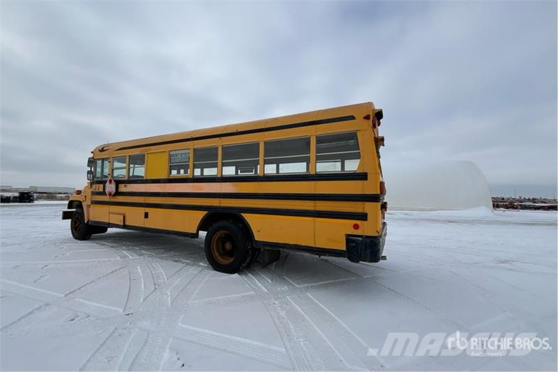 GMC B7 Bluebird 4x2 School Bus Minibusser