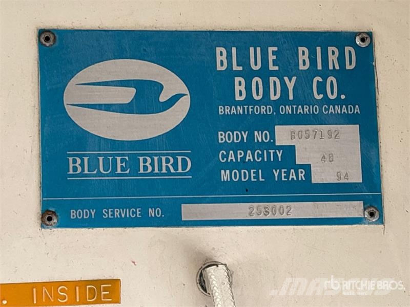 GMC B7 Bluebird 4x2 School Bus Minibusser