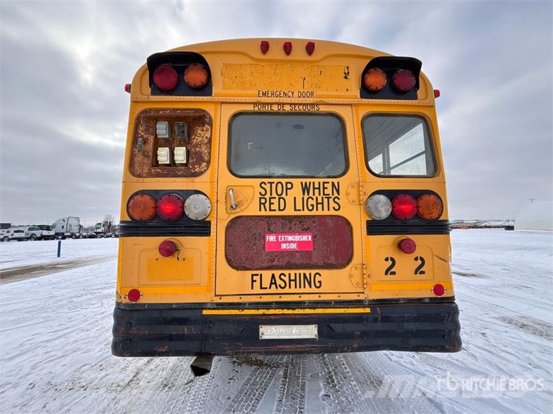 GMC B7 Bluebird 4x2 School Bus Minibusser