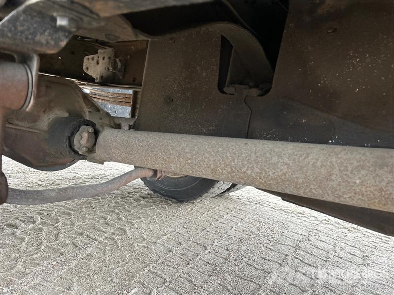 GMC C4500 4x2 Van Truck (Inoperable) Van Body Trucks