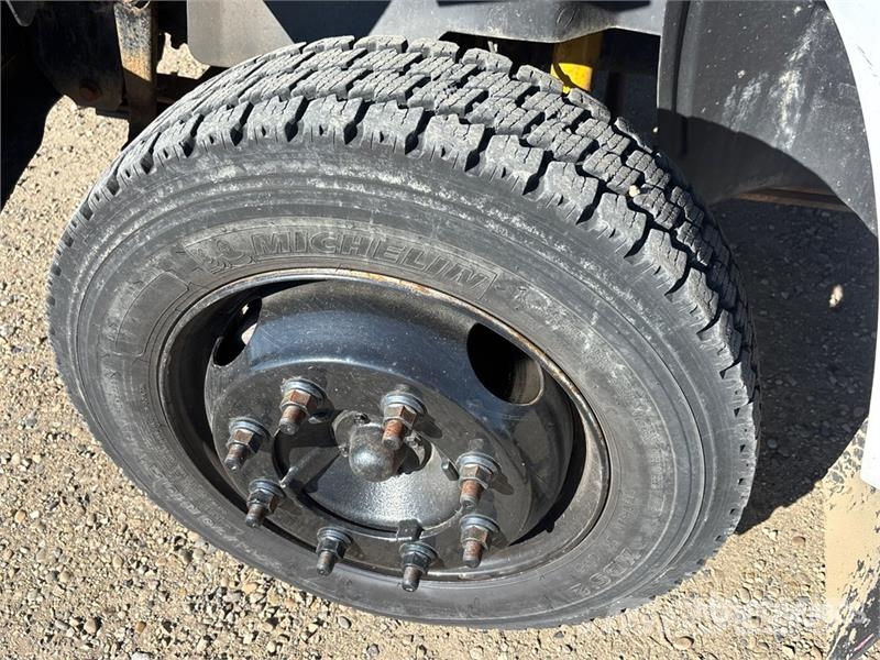 GMC C5500 Kraanaga veokid