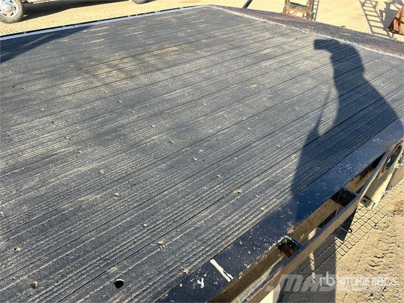 GMC C5500 Lastbil med lad/Flatbed