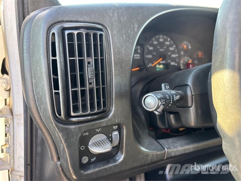 GMC C5500 Kraanaga veokid