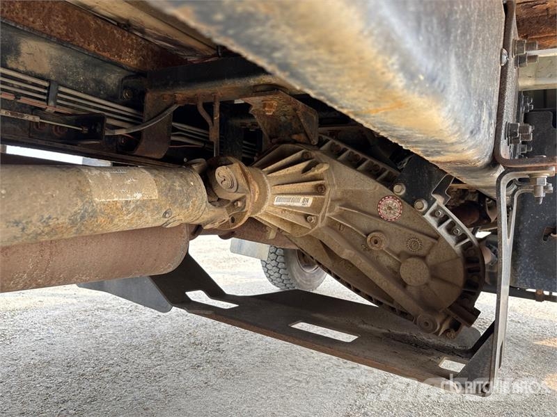 GMC C5500 Φορτηγά Kαρότσα με ανοιγόμενα πλαϊνά