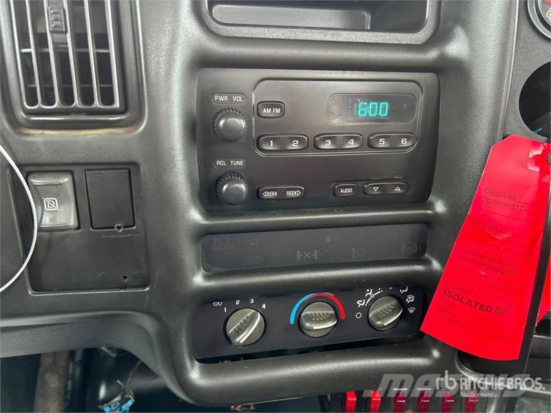 GMC C5500 4x4 Boom Truck شاحنات الرافعات