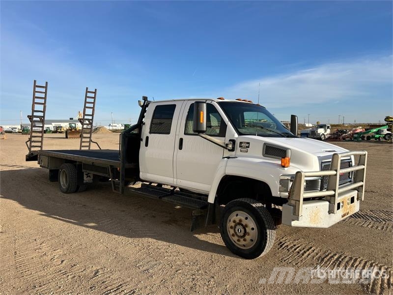 GMC C5500 4x4 Crew Cab Equipment Transport Truck Andere Fahrzeuge