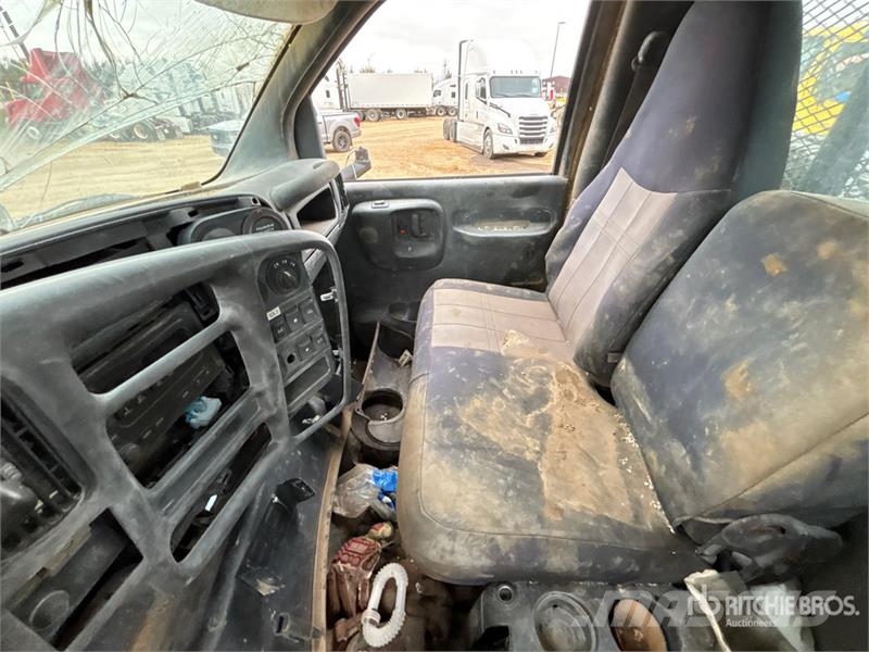 GMC C5500 4x4 Fuel Truck Tankwagen